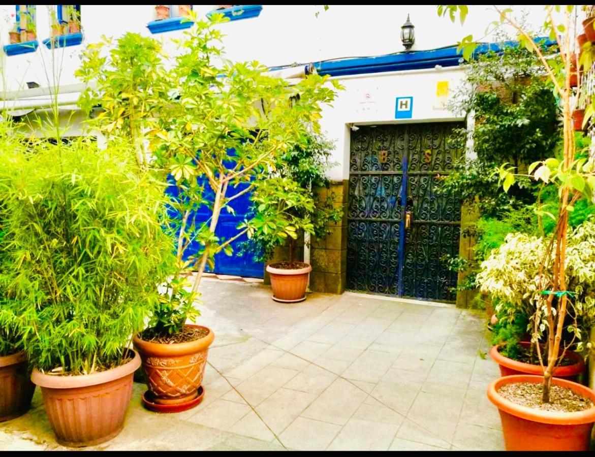 Hotel Cantuna Quito Exterior foto