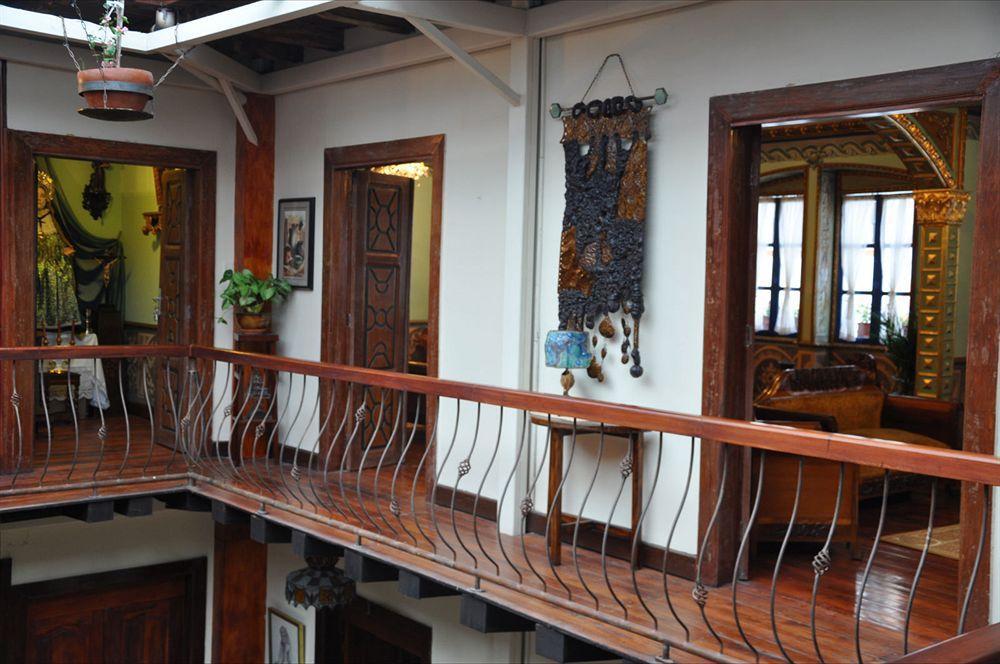 Hotel Cantuna Quito Exterior foto